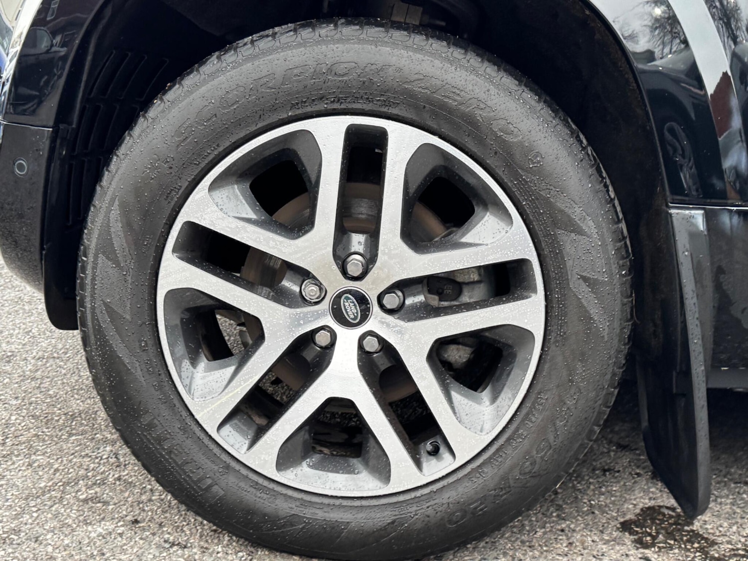 Used Land Rover Defender 2023 for sale - 77992927: Photo 19