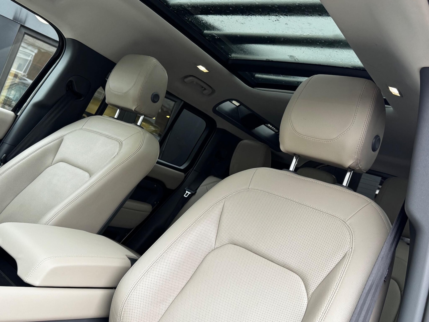 Used Land Rover Defender 2023 for sale - 77992927: Photo 49