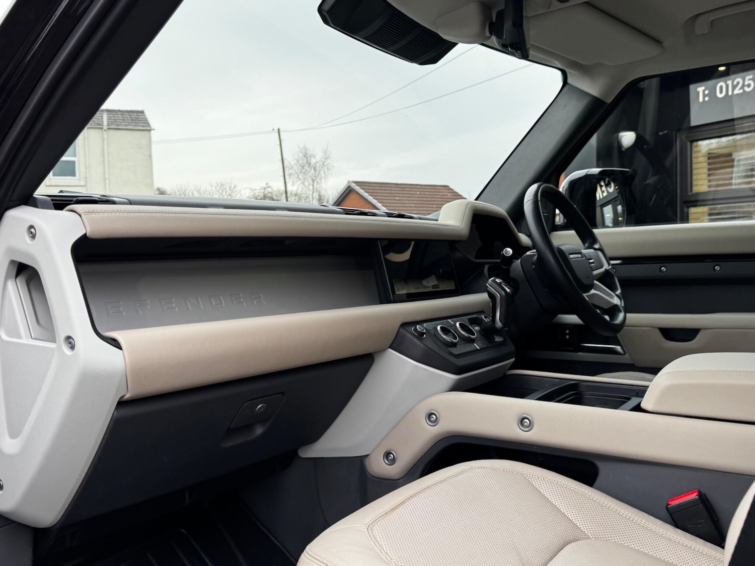 Used Land Rover Defender 2023 for sale - 77992927: Photo 50