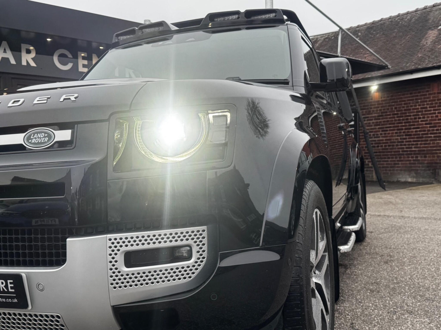 Used Land Rover Defender 2023 for sale - 77992927: Photo 57