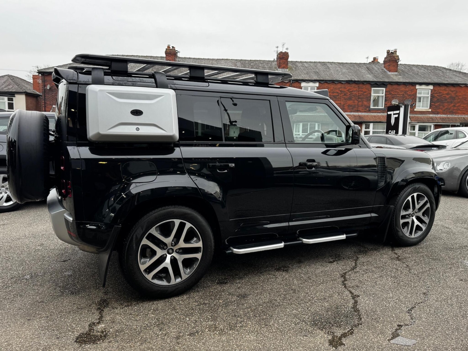 Used Land Rover Defender 2023 for sale - 77992927: Photo 8