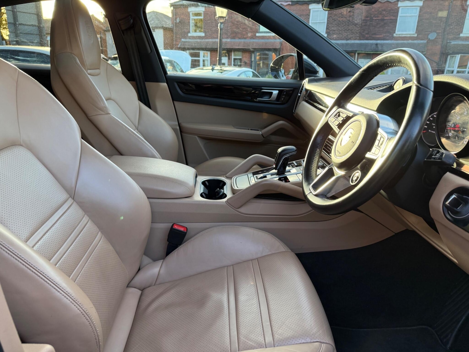 Used Porsche Cayenne 2019 for sale - 76803439: Photo 25