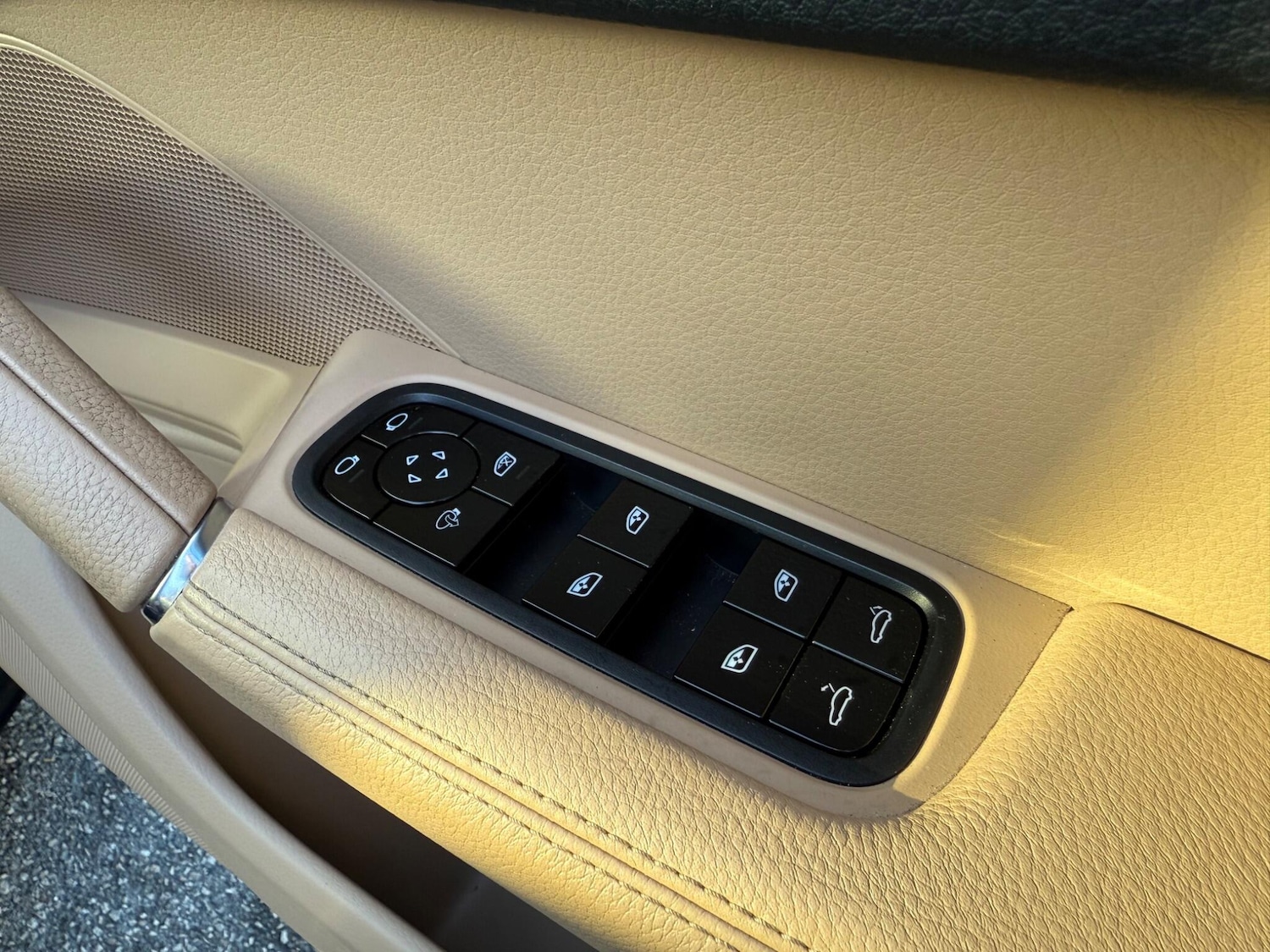 Used Porsche Cayenne 2019 for sale - 76803439: Photo 30