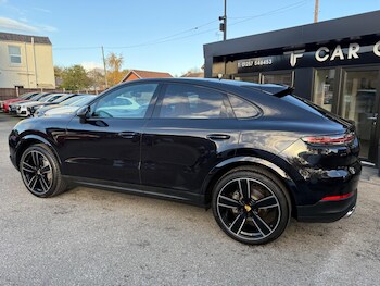 Used Porsche Cayenne 2019 for sale - 76803439: Photo