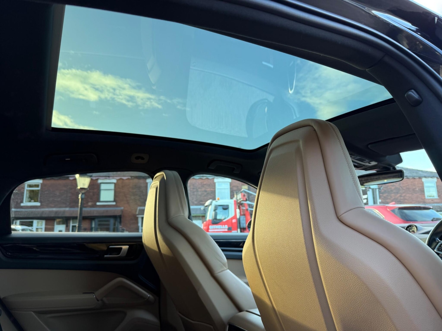 Used Porsche Cayenne 2019 for sale - 76803439: Photo 40