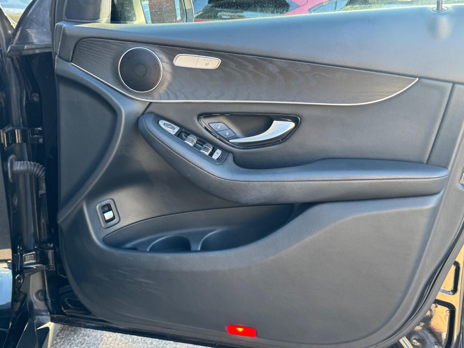 Used Mercedes-Benz GLC 2018 for sale - 76803464: Photo 21