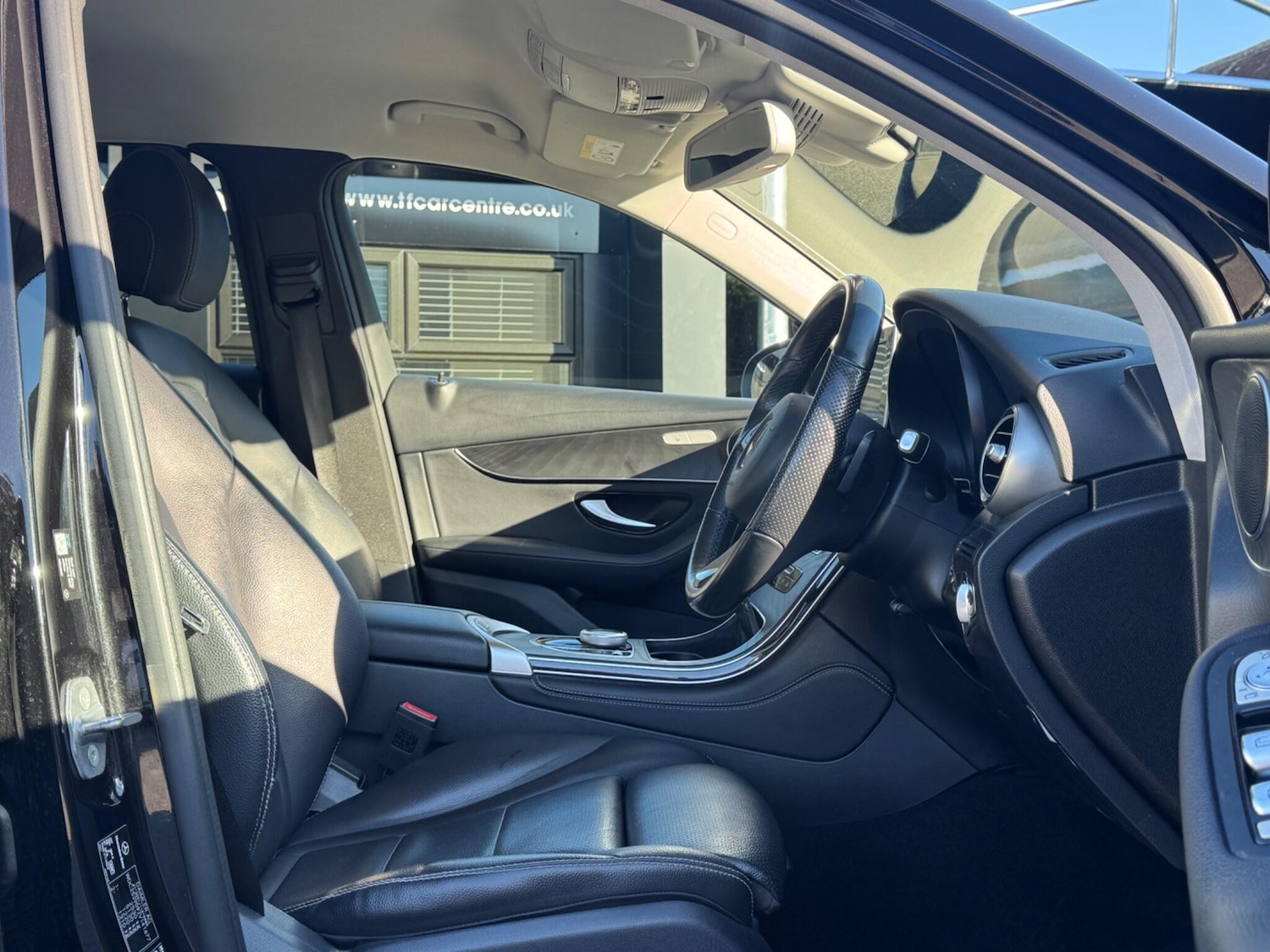 Used Mercedes-Benz GLC 2018 for sale - 76803464: Photo 25