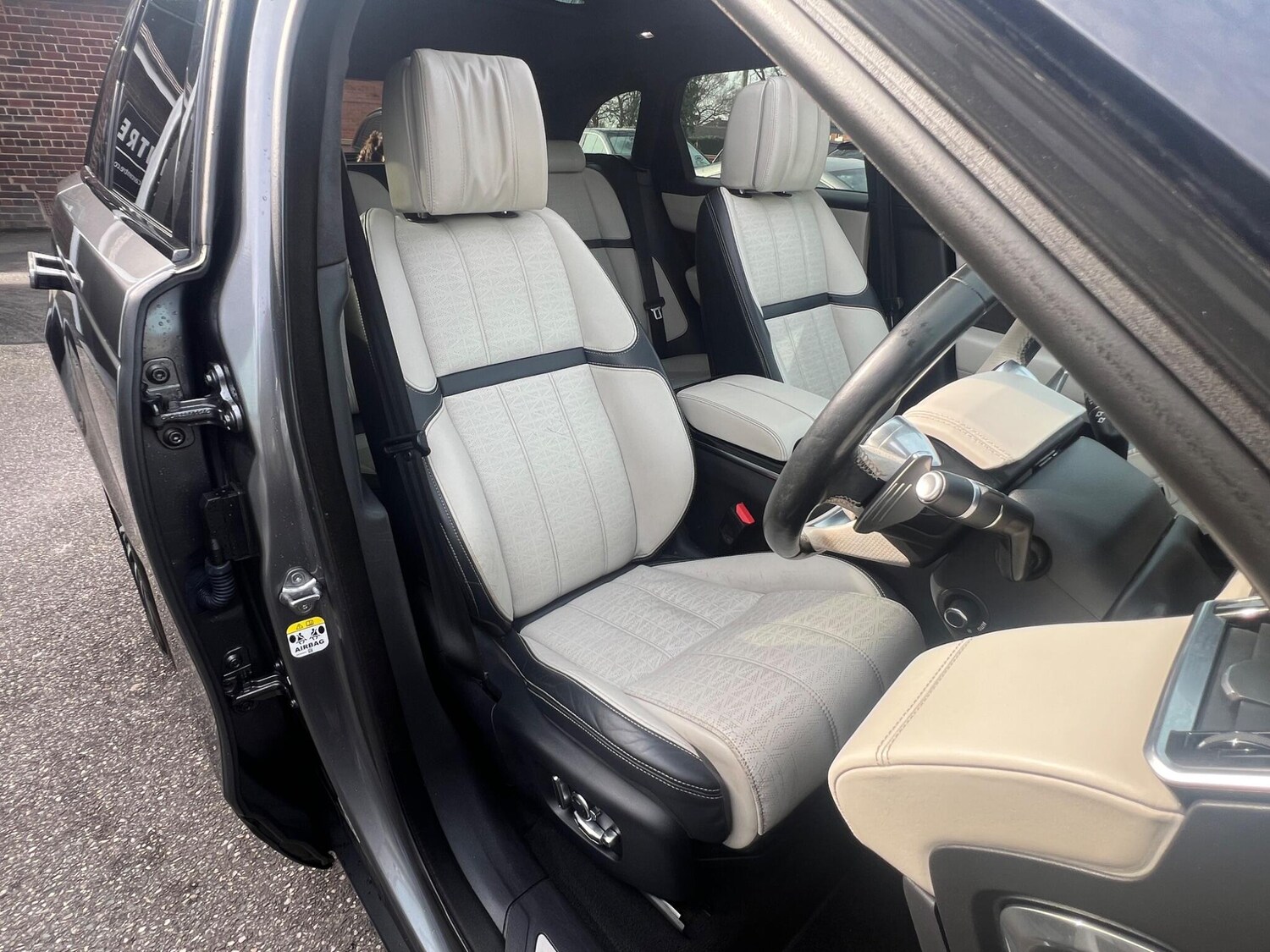 Used Land Rover Range Rover Velar for sale - 77970394: Photo 29