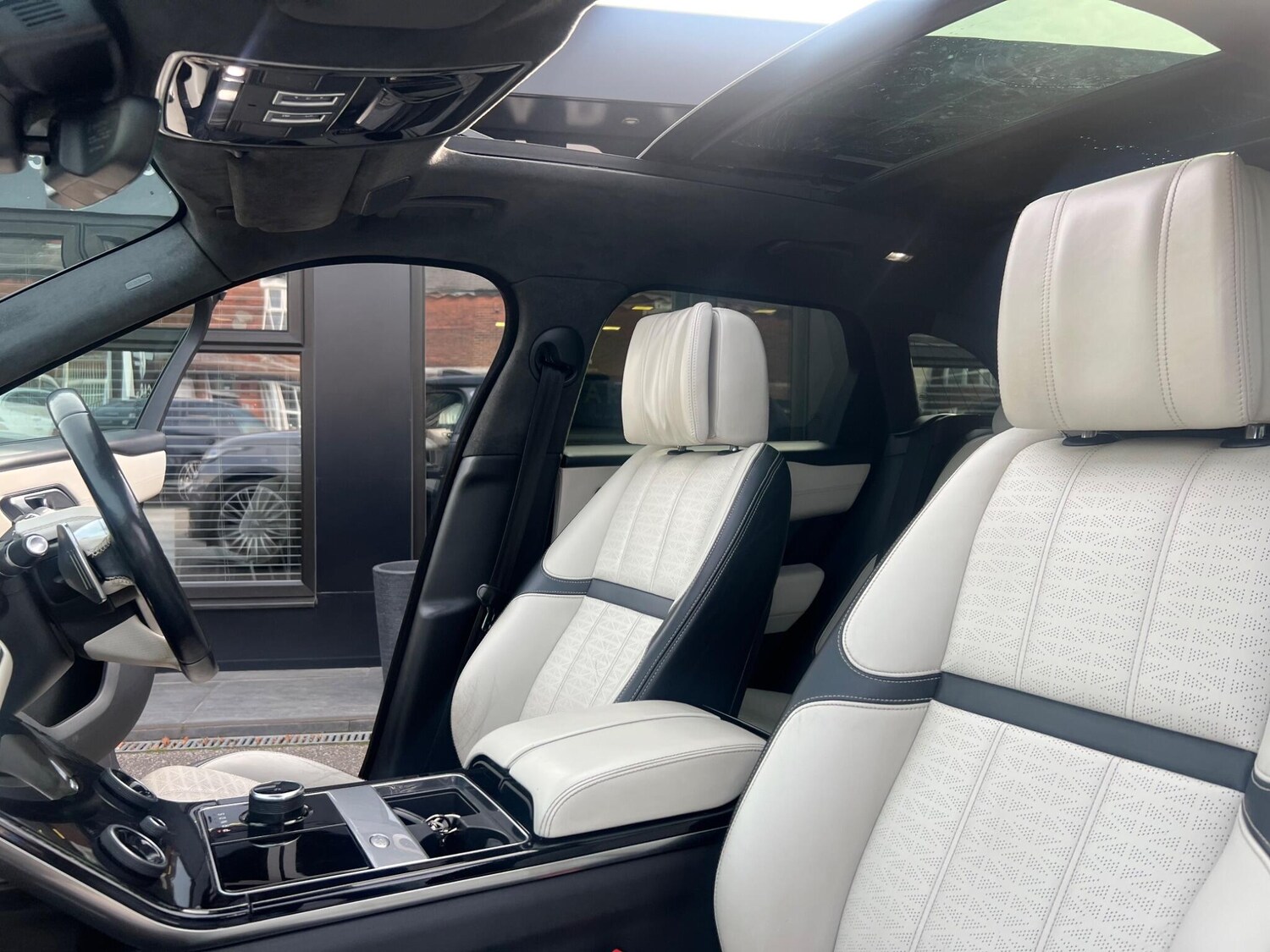 Used Land Rover Range Rover Velar for sale - 77970394: Photo 38