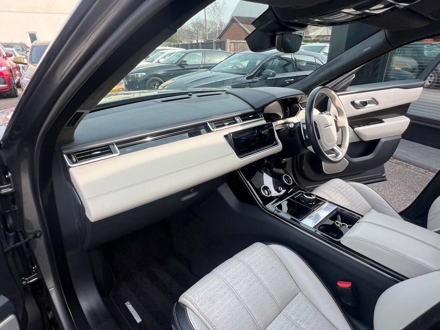 Used Land Rover Range Rover Velar for sale - 77970394: Photo 40