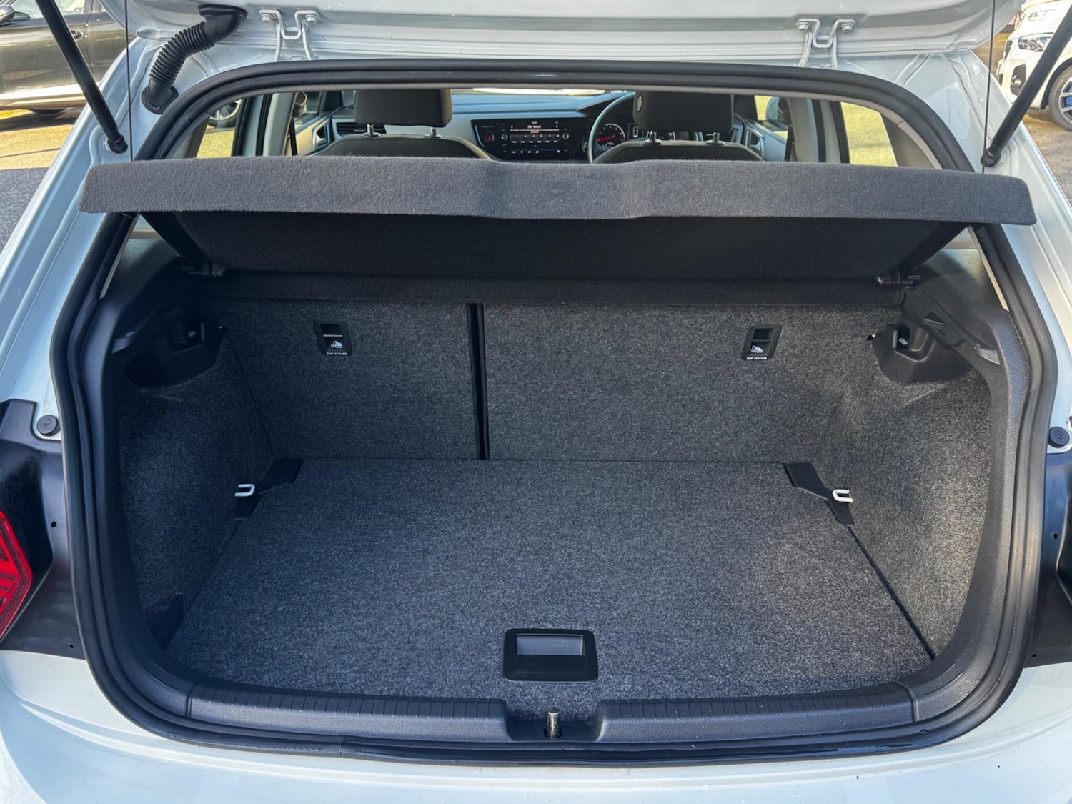 Used Volkswagen Polo 2019 for sale - 76803451: Photo 42