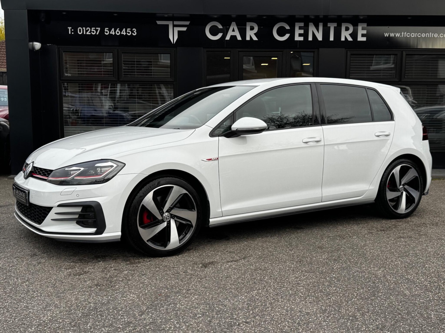 Used Volkswagen Golf 2018 for sale - 78048114: Photo 2