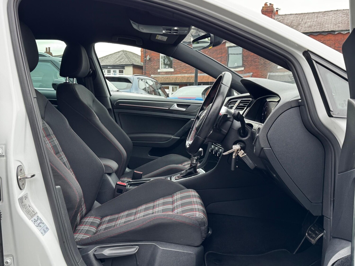 Used Volkswagen Golf 2018 for sale - 78048114: Photo 25