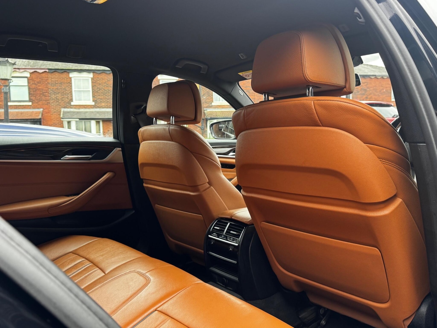 Used BMW 5 Series 2018 for sale - 76803462: Photo 42