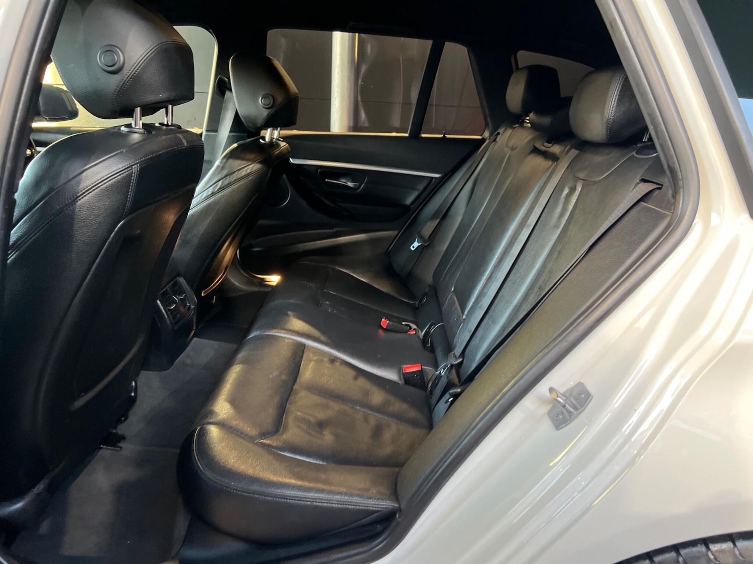 Used BMW 3 Series 2018 for sale - 76803435: Photo 32