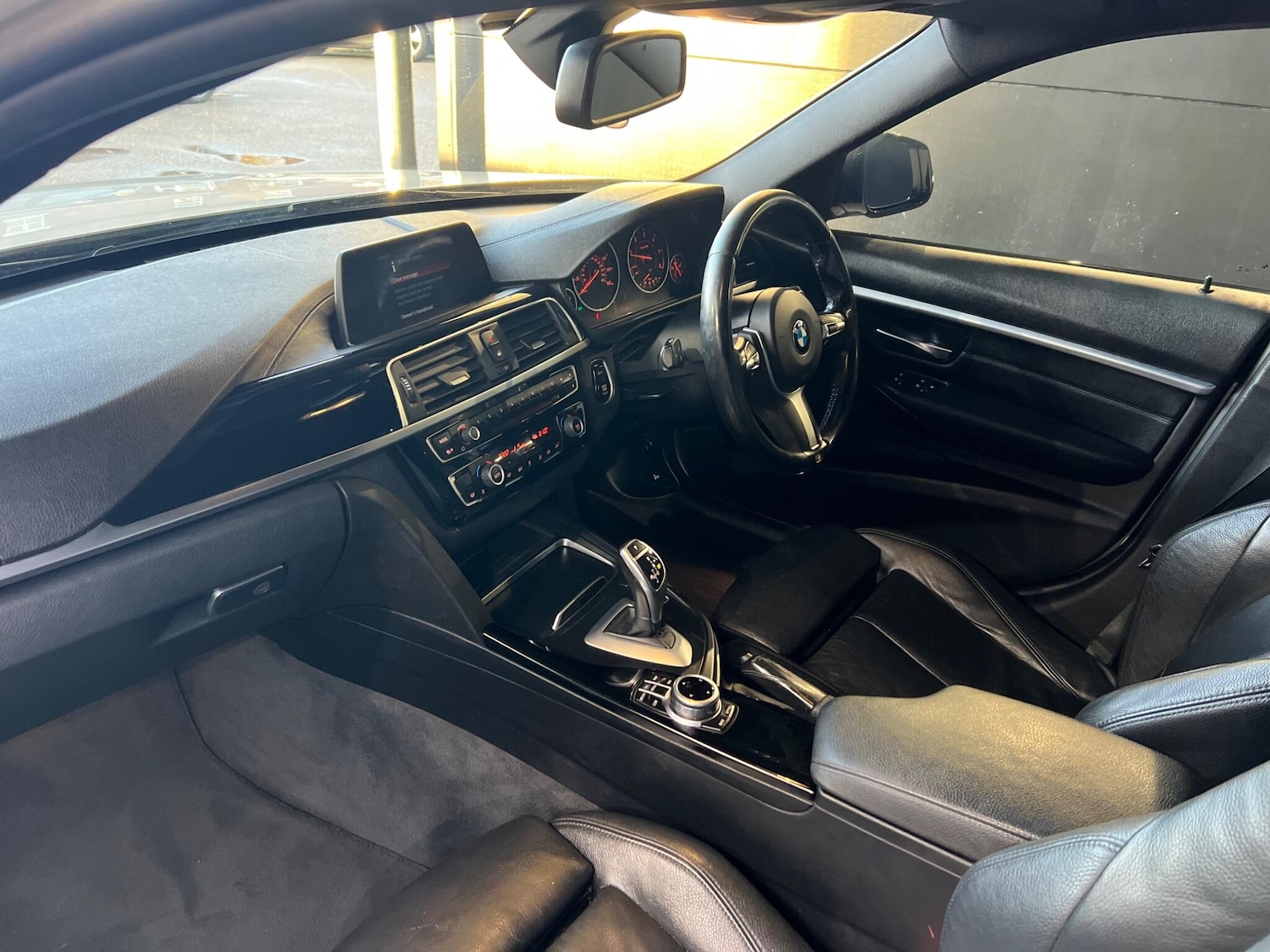 Used BMW 3 Series 2018 for sale - 76803435: Photo 35