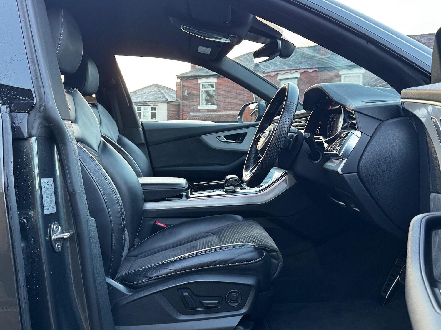 Used Audi Q8 2019 for sale - 77190720: Photo 31