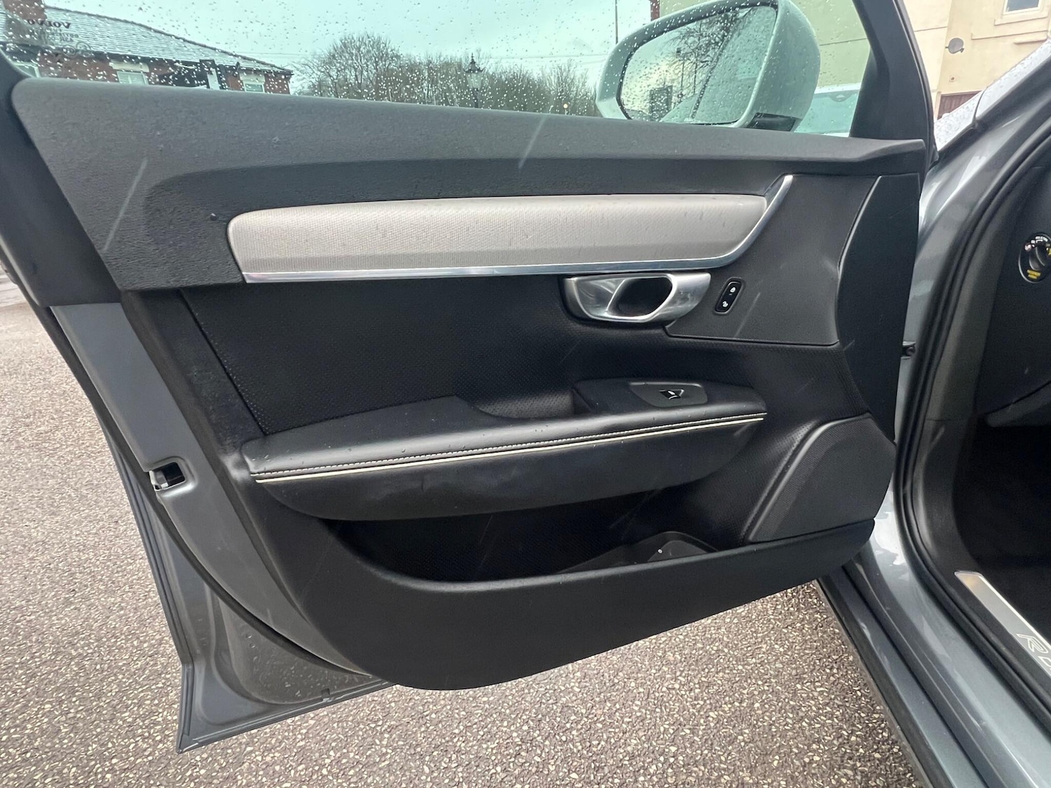 Used Volvo S90 2017 for sale - 77455763: Photo 28