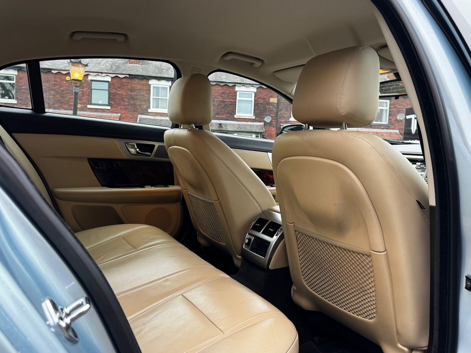 Used Jaguar XF 2011 for sale - 77612769: Photo 16