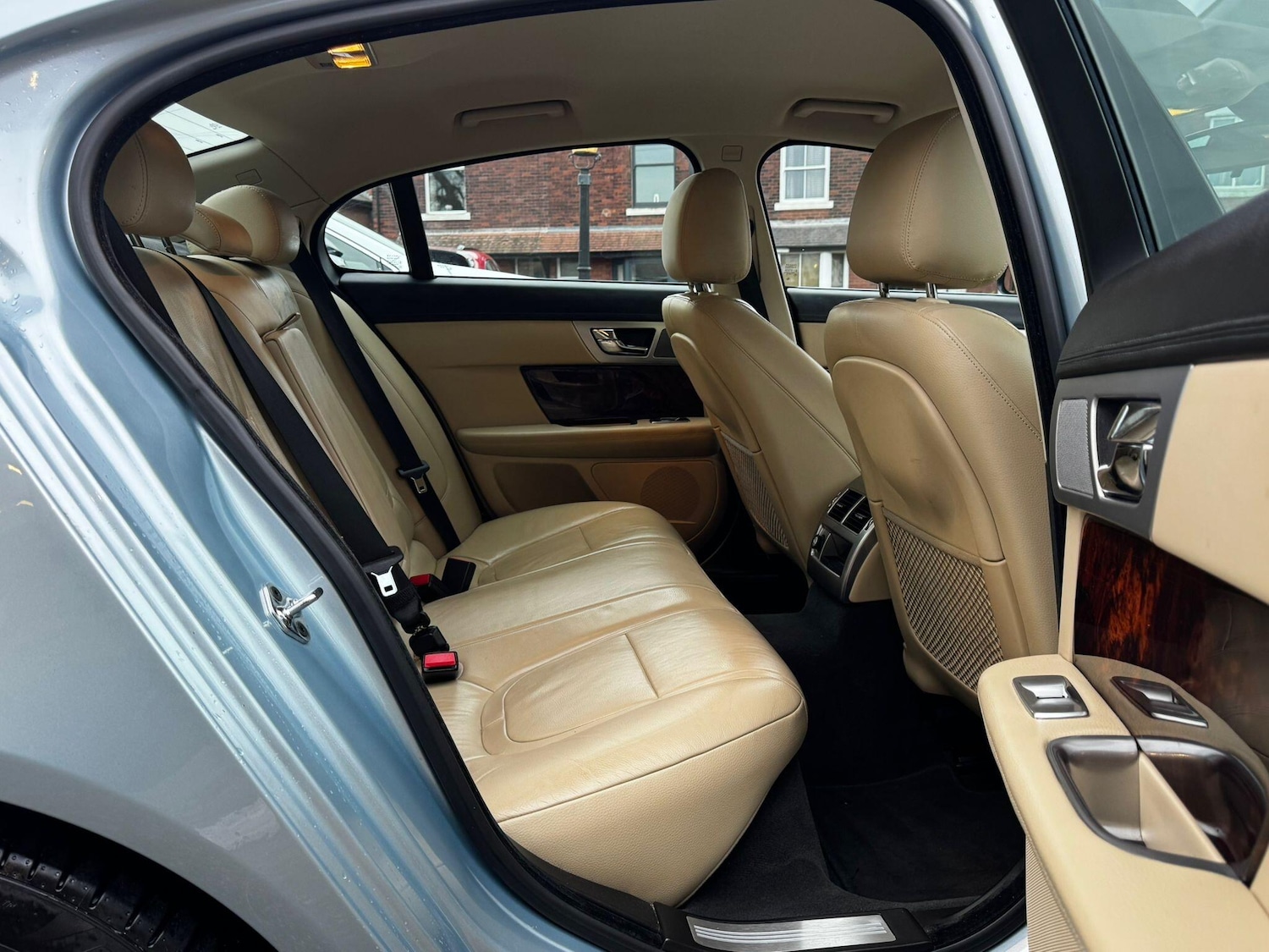 Used Jaguar XF 2011 for sale - 77612769: Photo 17