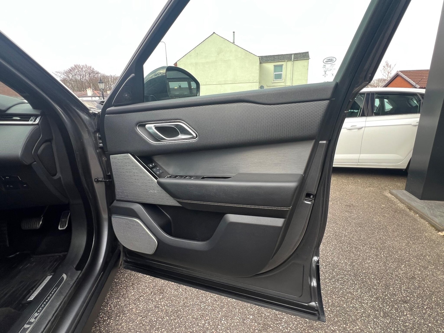 Used Land Rover Range Rover Velar for sale - 77769706: Photo 24