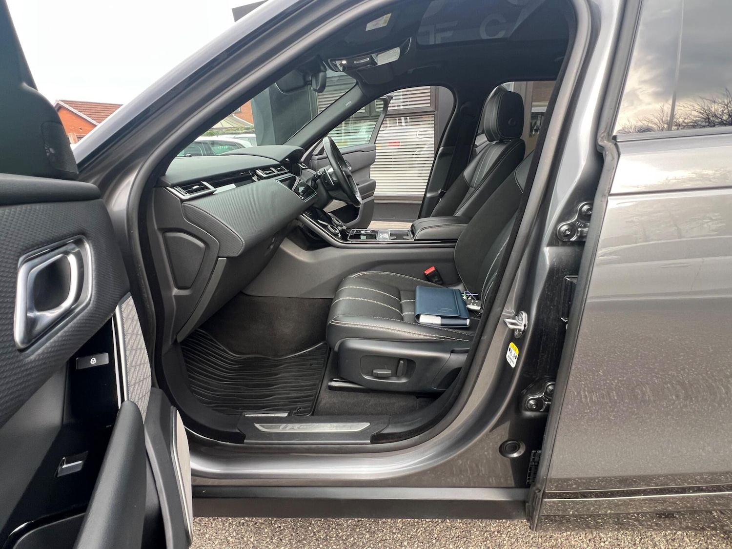 Used Land Rover Range Rover Velar for sale - 77769706: Photo 35