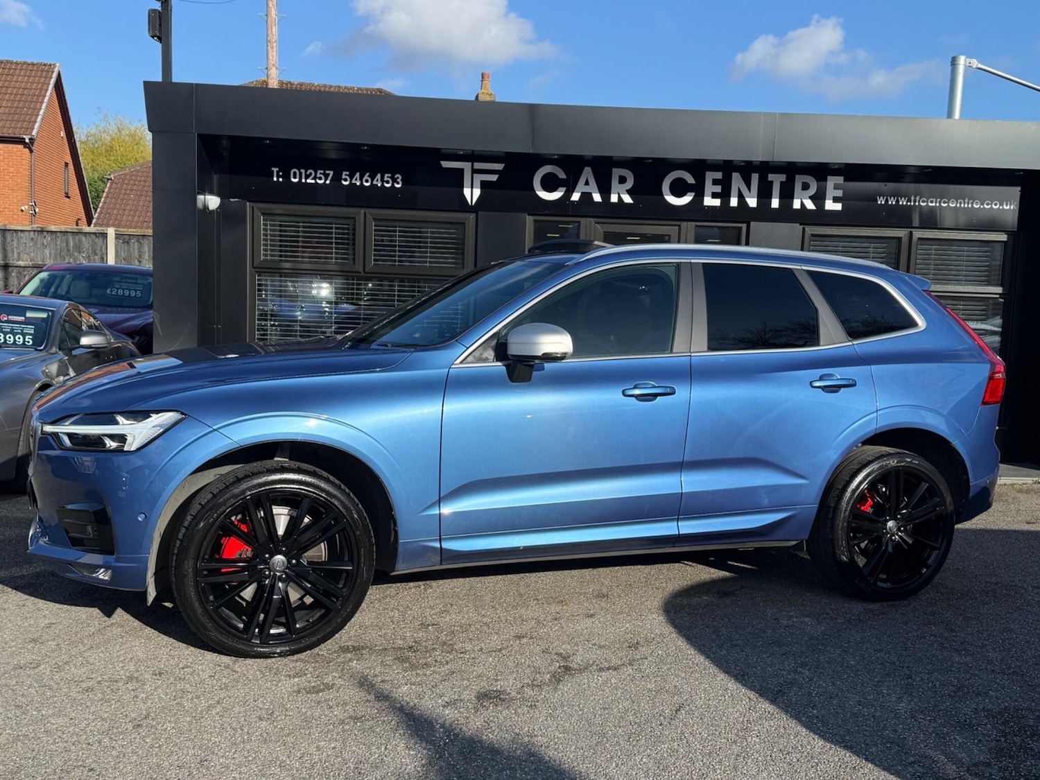 Used Volvo XC60 for sale - 78057688: Photo 2