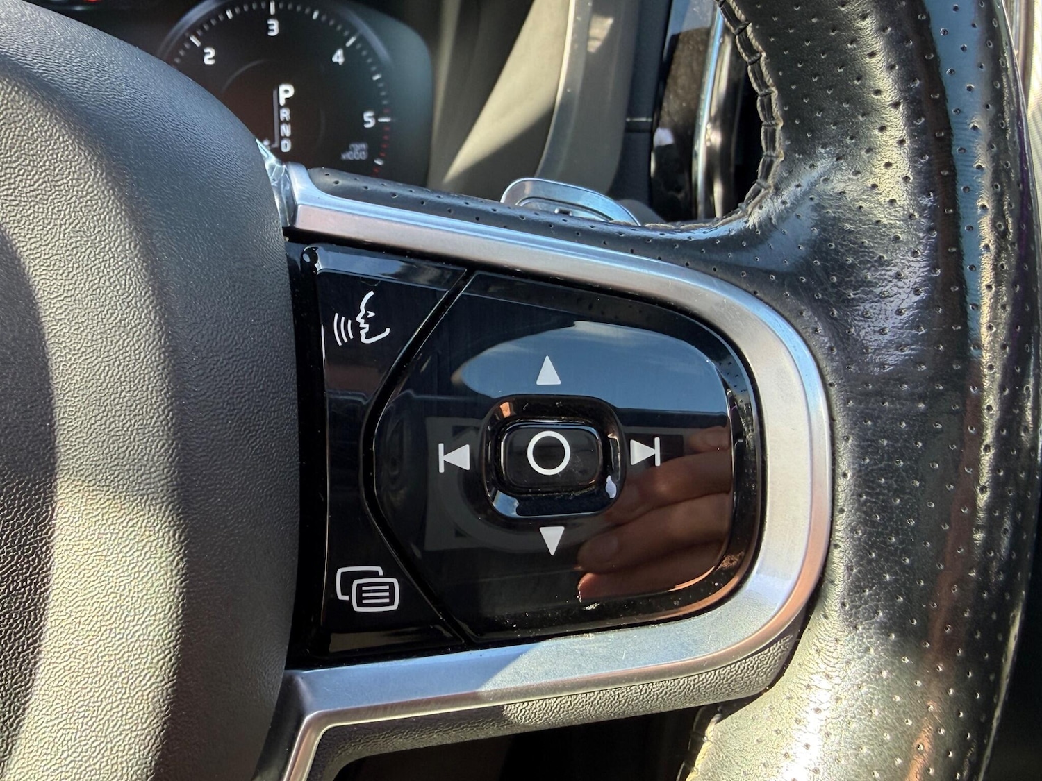 Used Volvo XC60 for sale - 78057688: Photo 33