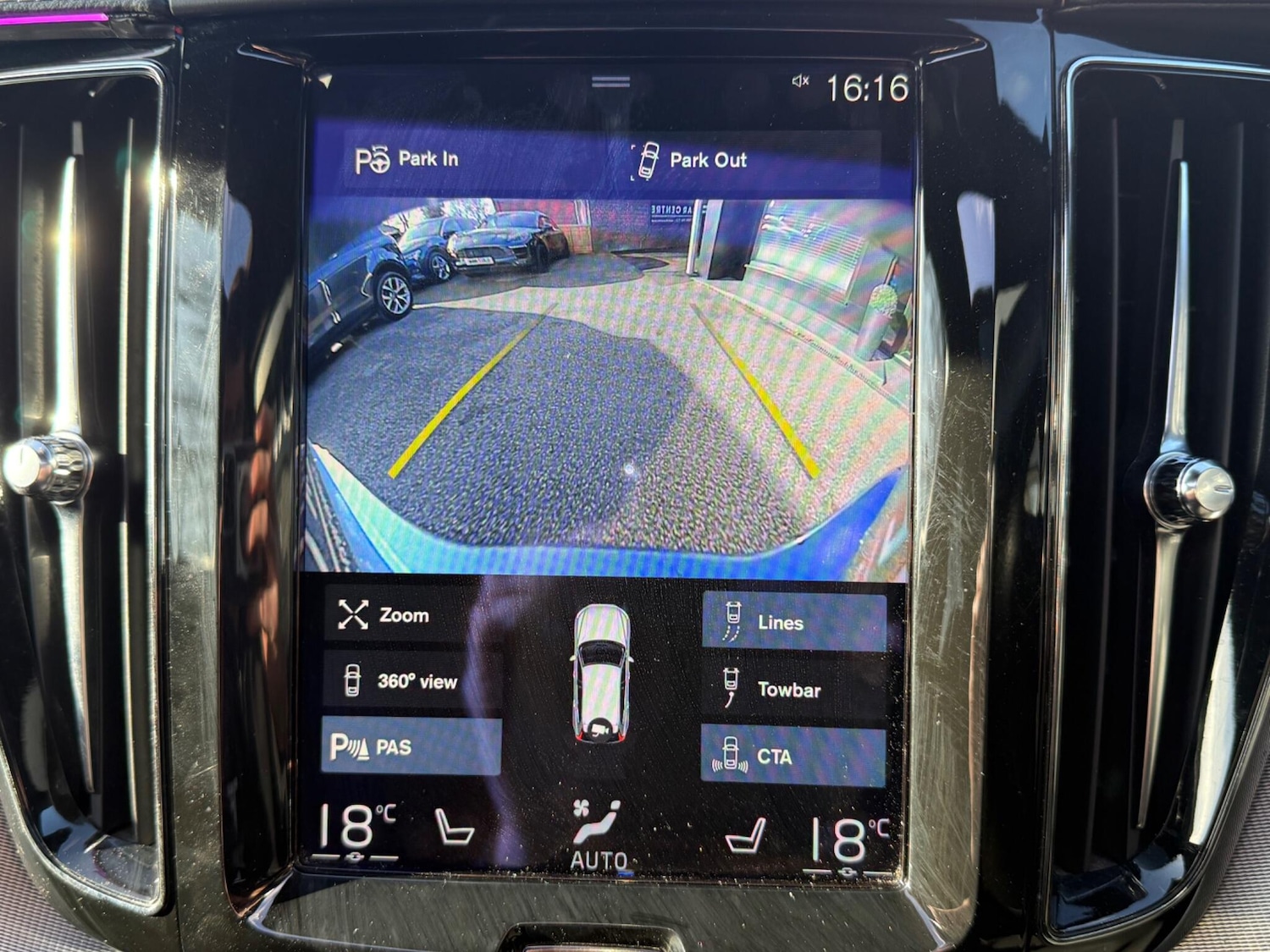 Used Volvo XC60 for sale - 78057688: Photo 35