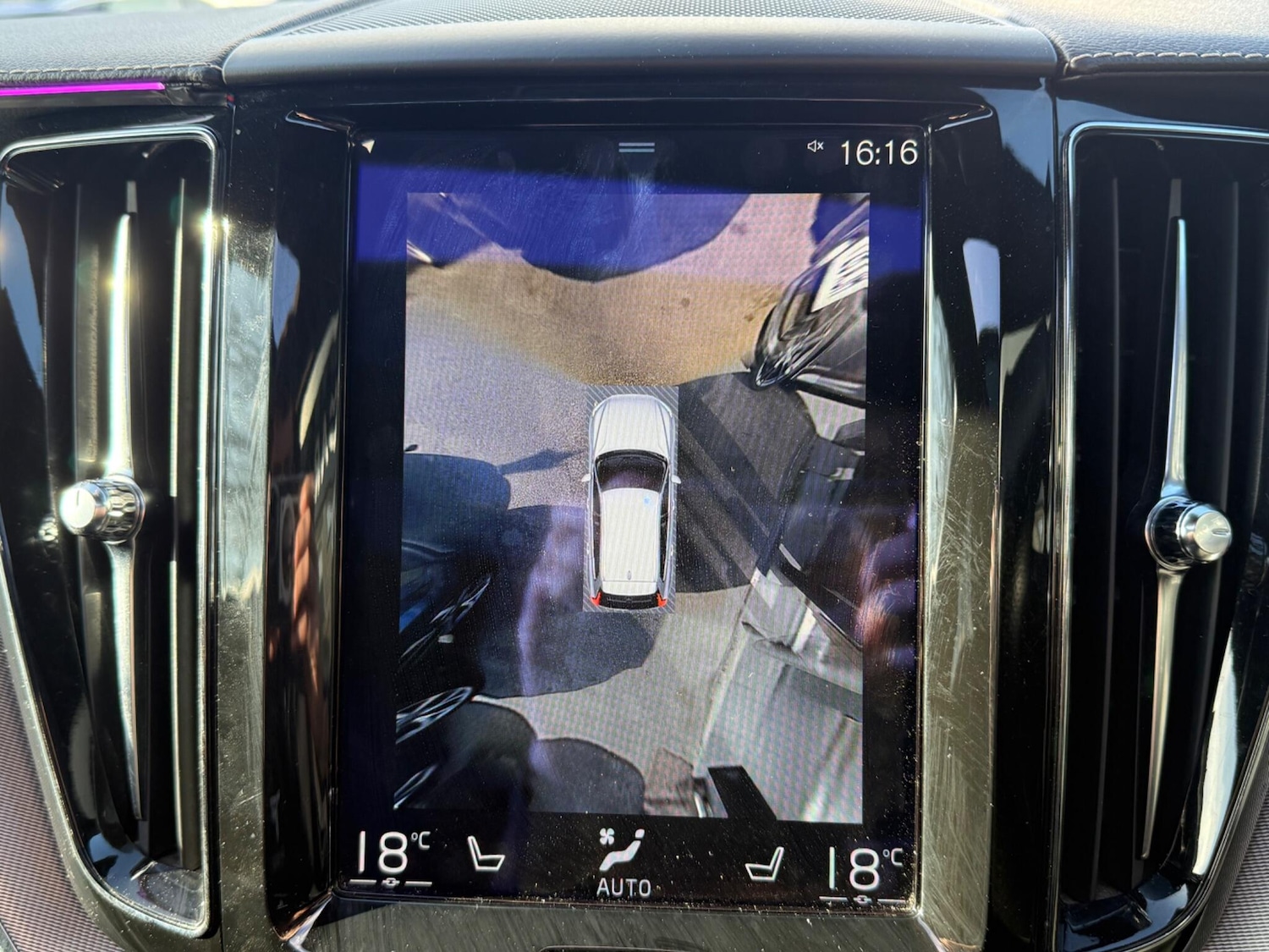 Used Volvo XC60 for sale - 78057688: Photo 36