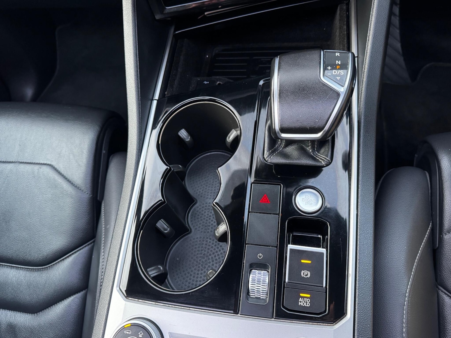 Used Volkswagen Touareg 2019 for sale - 77586009: Photo 31