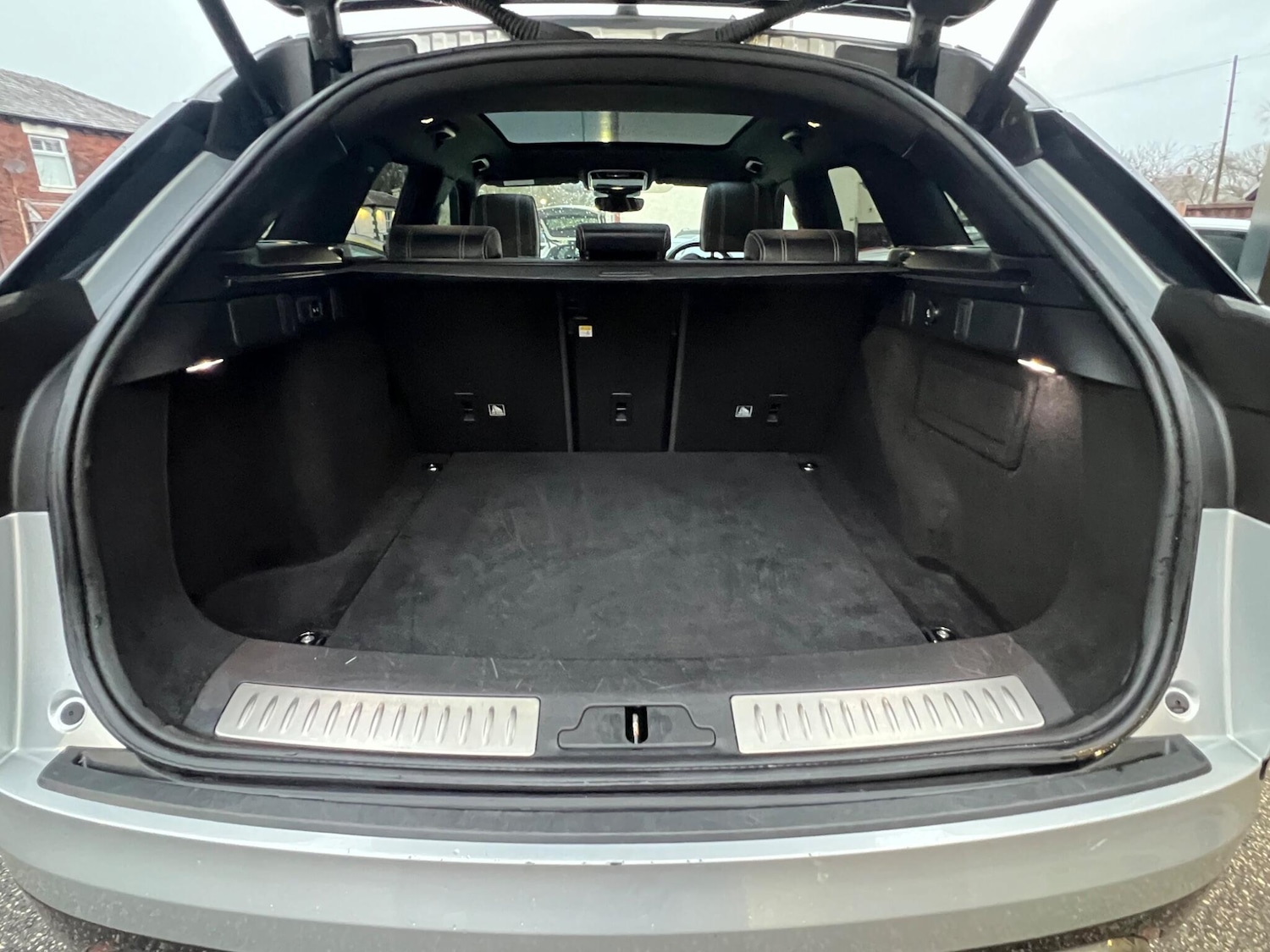 Used Land Rover Range Rover Velar for sale - 77682951: Photo 32