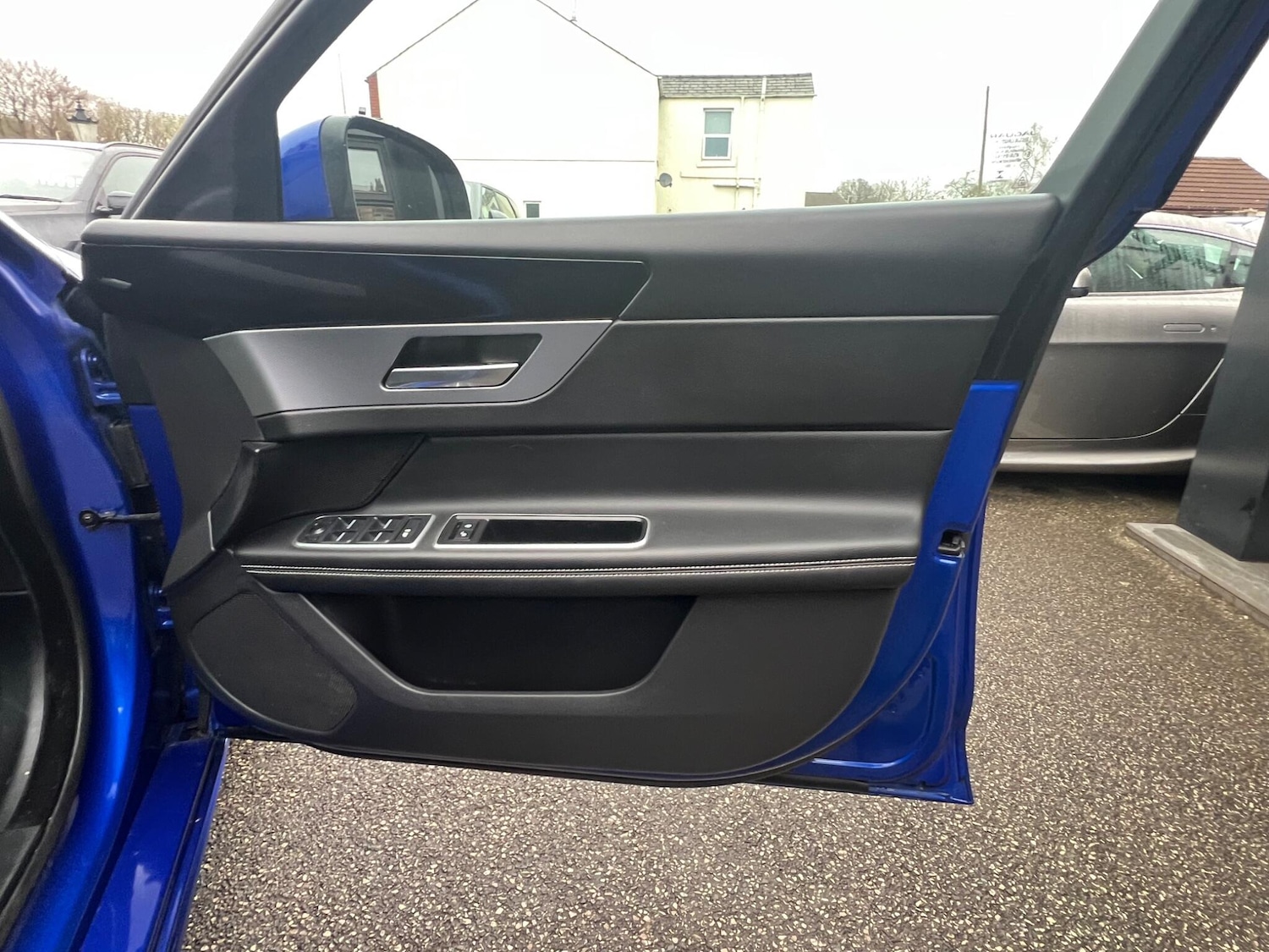 Used Jaguar XF 2019 for sale - 78086764: Photo 25