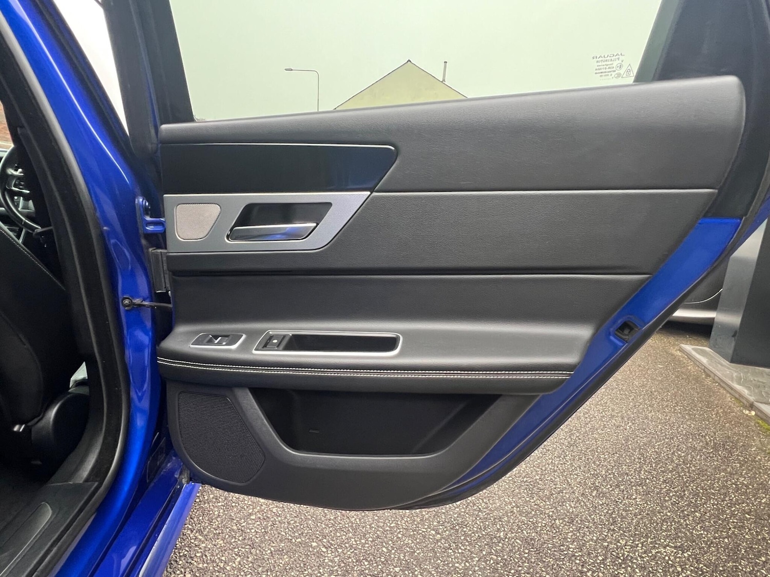 Used Jaguar XF 2019 for sale - 78086764: Photo 29