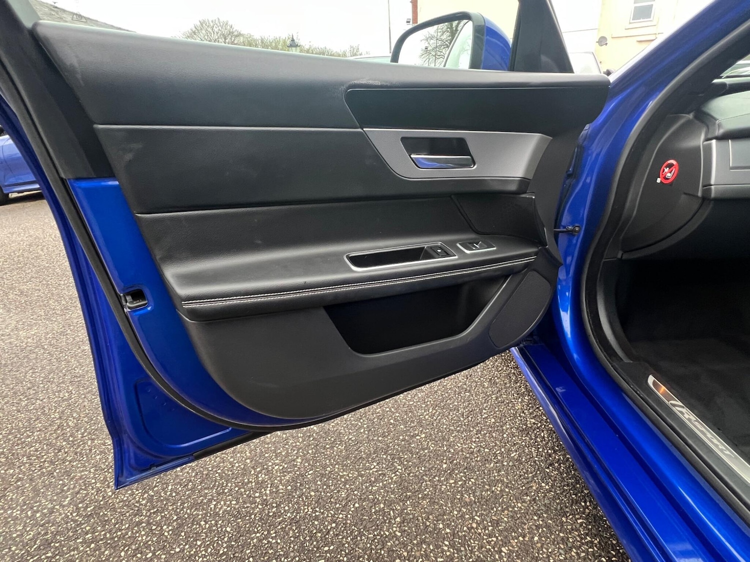 Used Jaguar XF 2019 for sale - 78086764: Photo 34