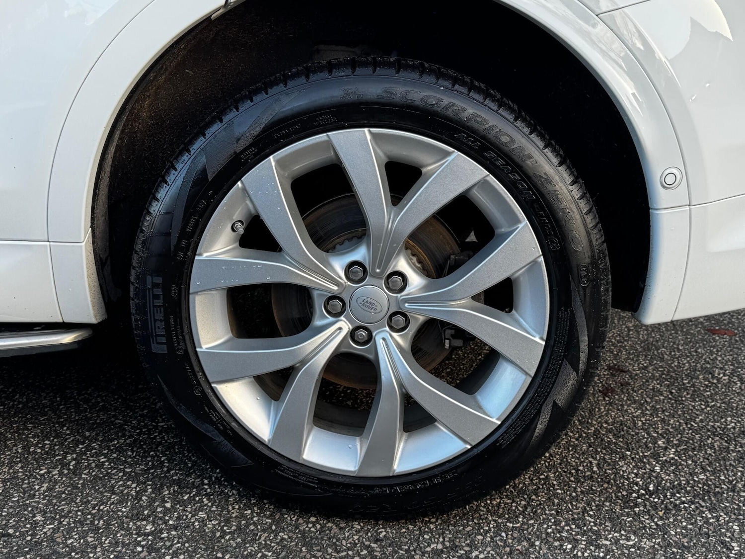 Used Land Rover Discovery Sport 2021 for sale - 76926137: Photo 18