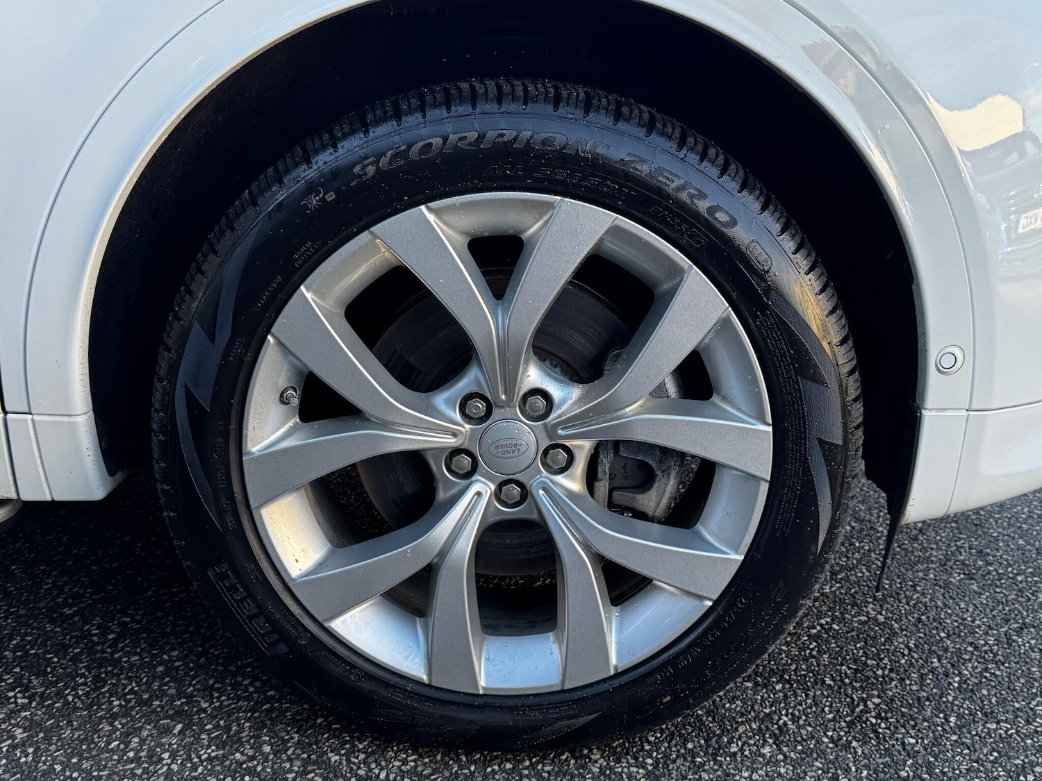 Used Land Rover Discovery Sport 2021 for sale - 76926137: Photo 21