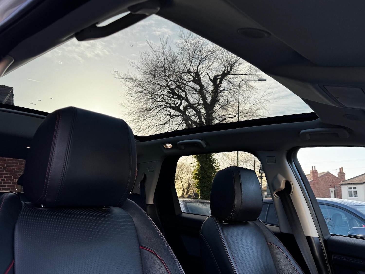 Used Land Rover Discovery Sport 2021 for sale - 76926137: Photo 31