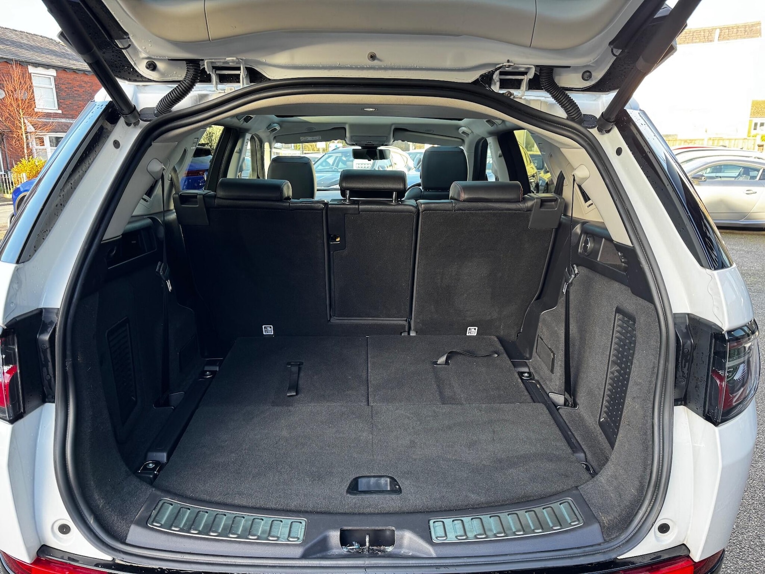 Used Land Rover Discovery Sport 2021 for sale - 76926137: Photo 48