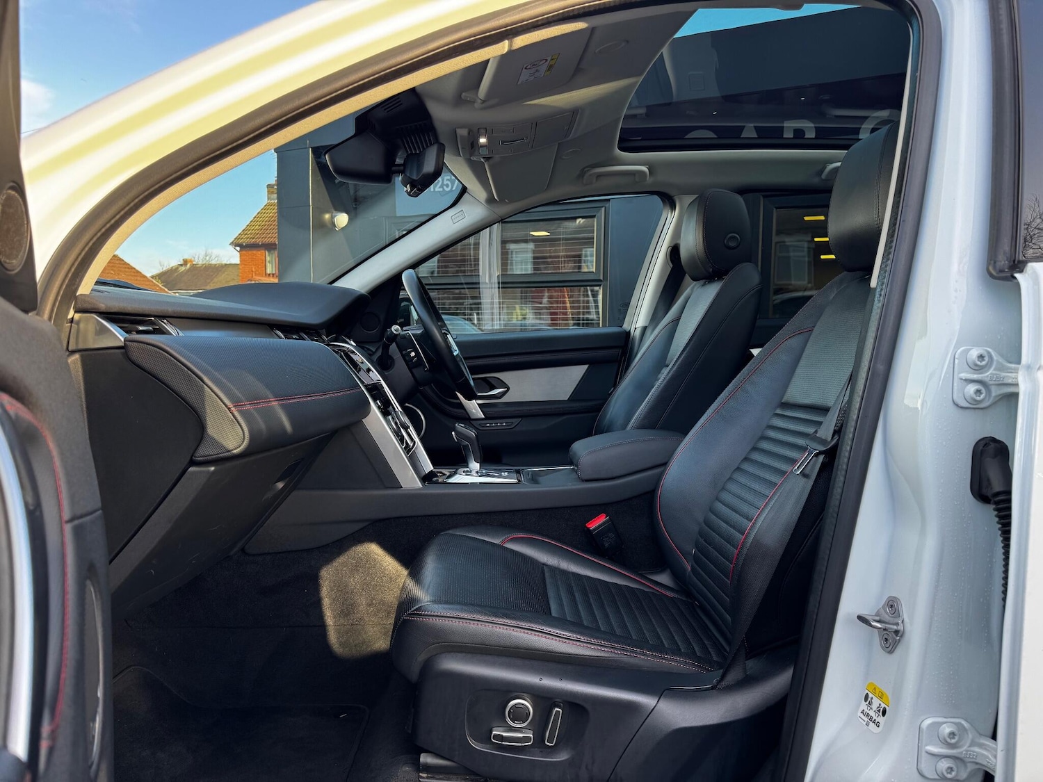 Used Land Rover Discovery Sport 2021 for sale - 76926137: Photo 52