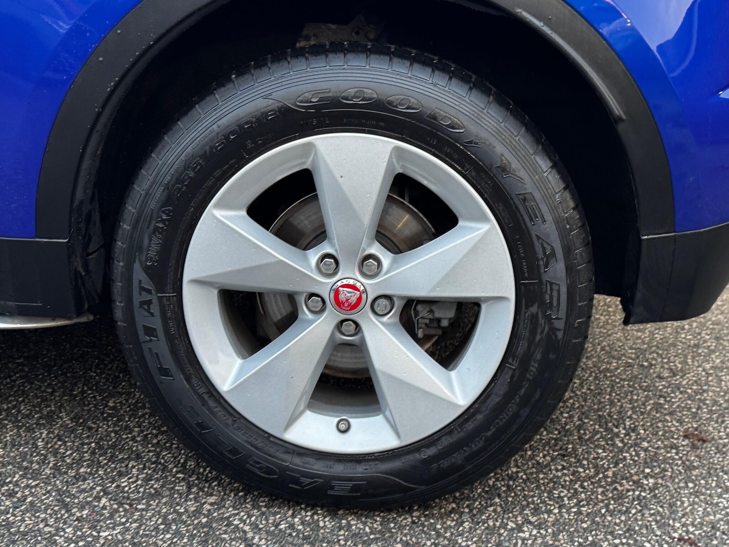 Used Jaguar E-Pace 2019 for sale - 76953189: Photo 19