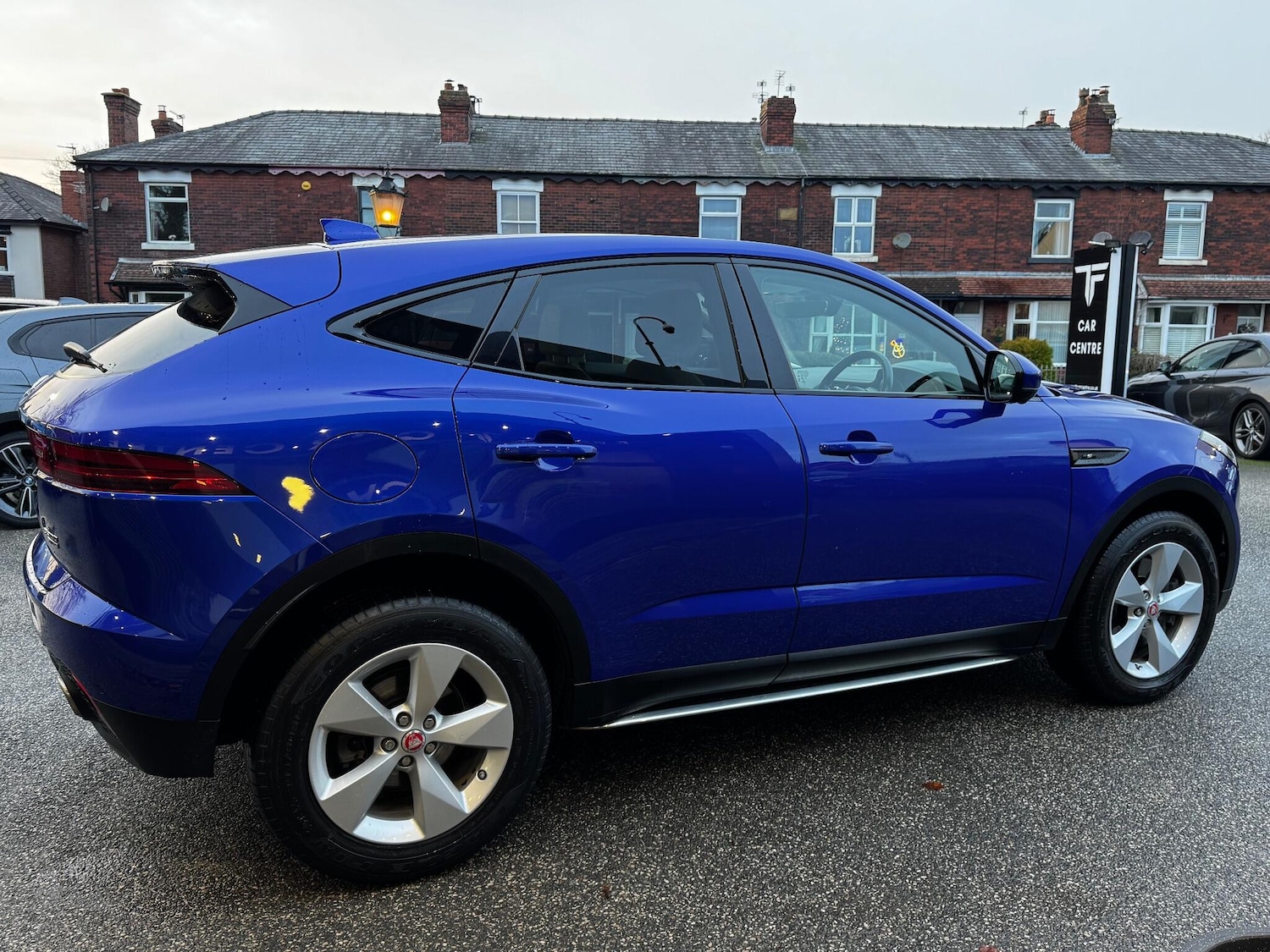 Used Jaguar E-Pace 2019 for sale - 76953189: Photo 8