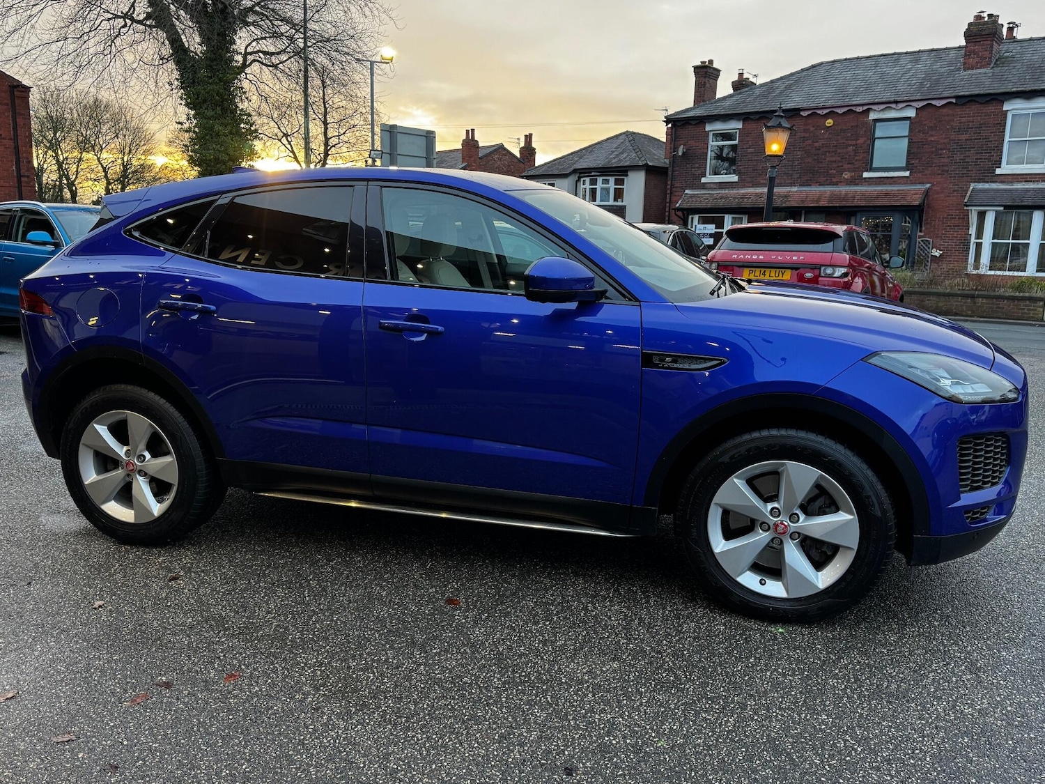 Used Jaguar E-Pace 2019 for sale - 76953189: Photo 9