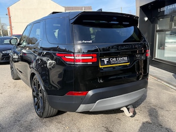 Used Land Rover Discovery 2019 for sale - 77908821: Photo