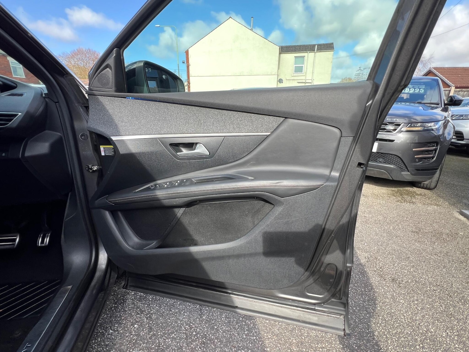 Used Peugeot 3008 2017 for sale - 77838756: Photo 20