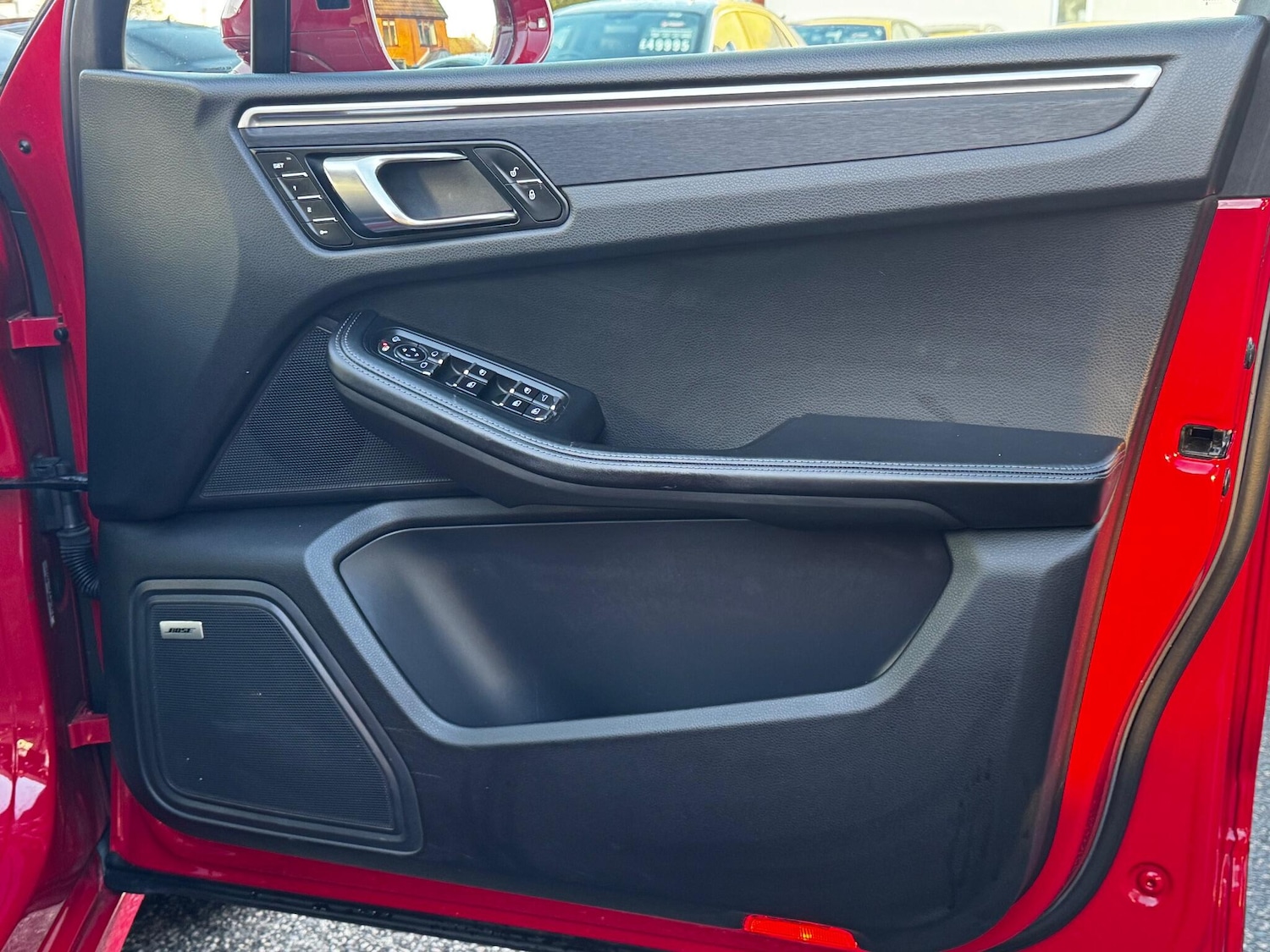 Used Porsche Macan 2018 for sale - 77191527: Photo 24