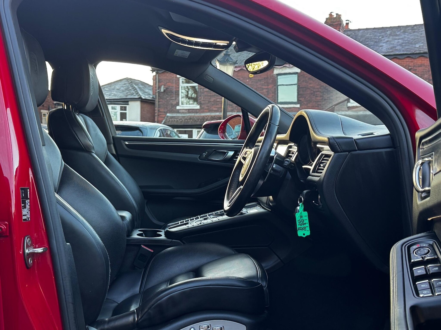 Used Porsche Macan 2018 for sale - 77191527: Photo 27