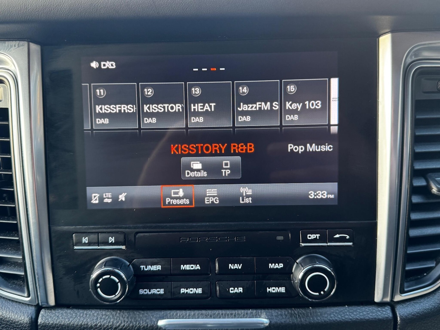 Used Porsche Macan 2018 for sale - 77191527: Photo 34