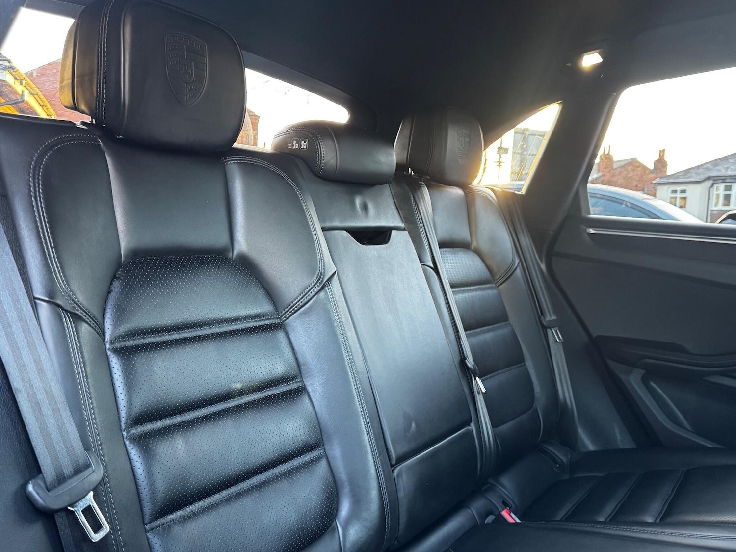 Used Porsche Macan 2018 for sale - 77191527: Photo 43