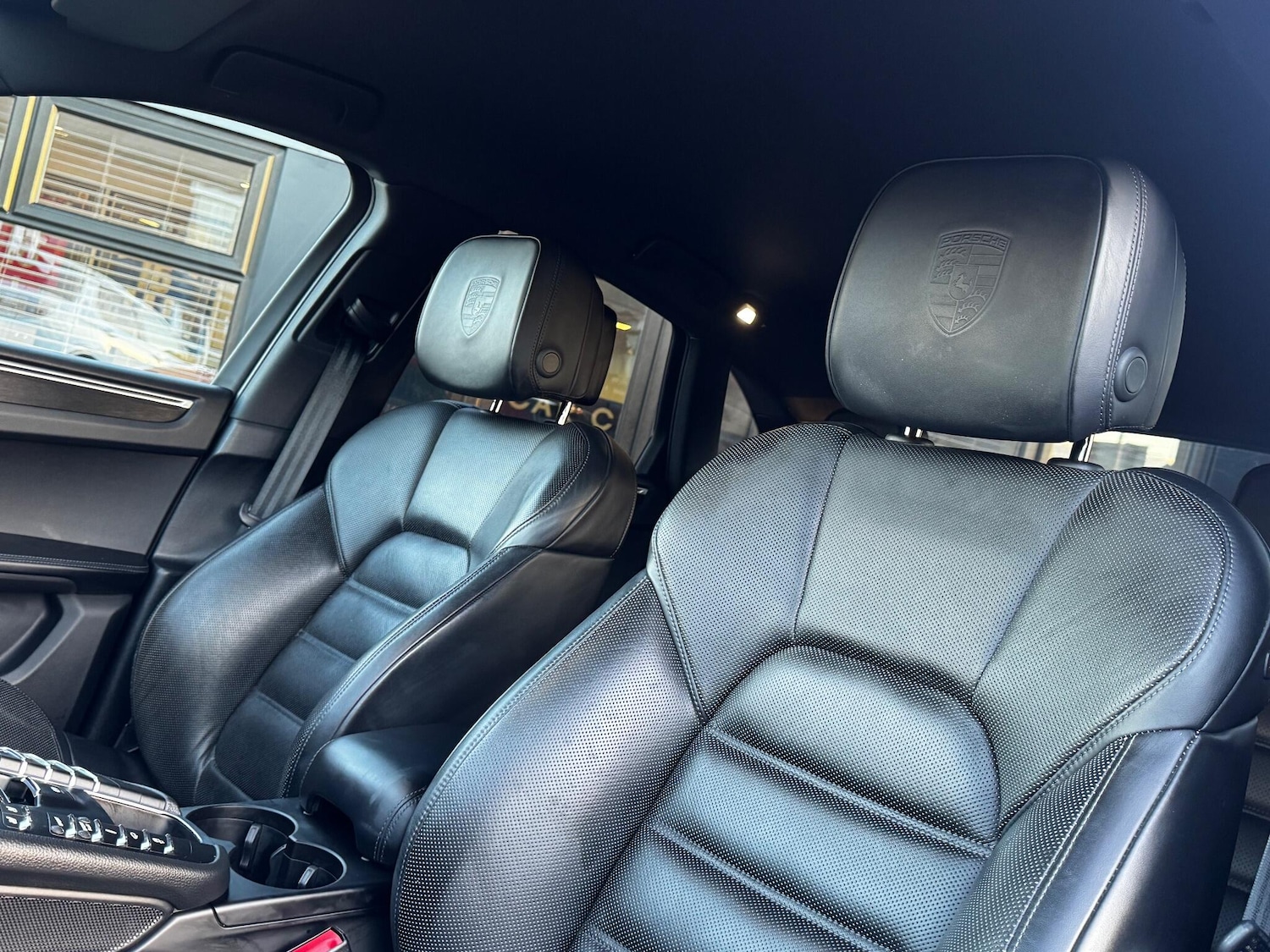 Used Porsche Macan 2018 for sale - 77191527: Photo 53